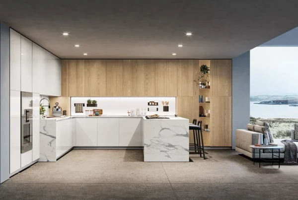 Cucina Doimo Cucine bianca con penisola e piano effetto marmo